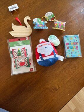 Christmas Plush Santa Ornament Hair Clips Keychains Merry Xmas Card Holder & Woo